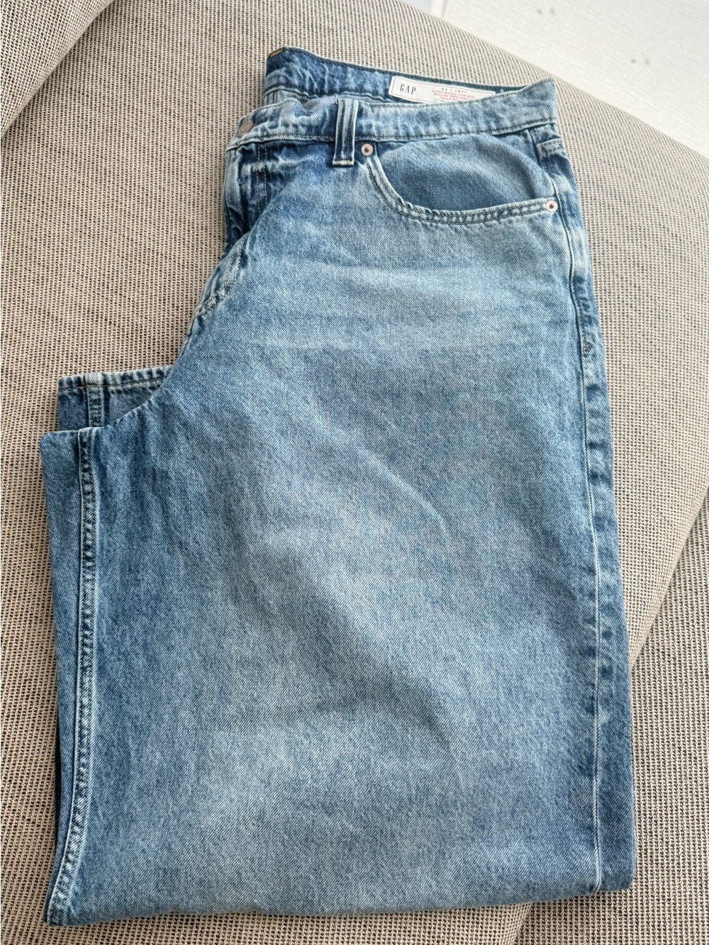 GAP Low Slung Extra Baggy Jeans in Light Blue Denim Size 18 - Picture 2 of 6
